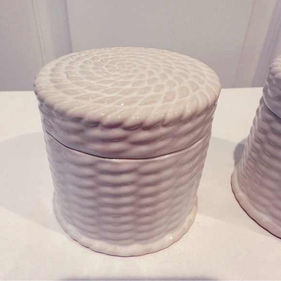 [ 2 FOR $25 ] CERAMIC NAUTICAL ROPE DESIGN CANISTERS WITH LIDS - Picture 3 of 7